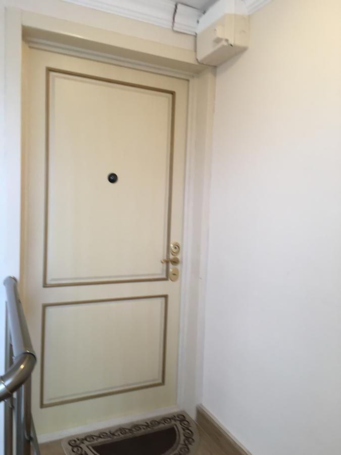 Lesya Apartment With Terrace Tbilisi Eksteriør bilde
