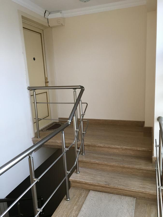 Lesya Apartment With Terrace Tbilisi Eksteriør bilde